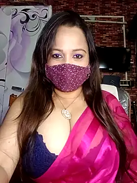 Snapshot of albelasummi702 chatting on 09.19.25 albelasummi702 online show from 09.19.25