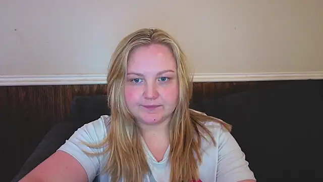 PhatAssBlond online show from 02.18.26