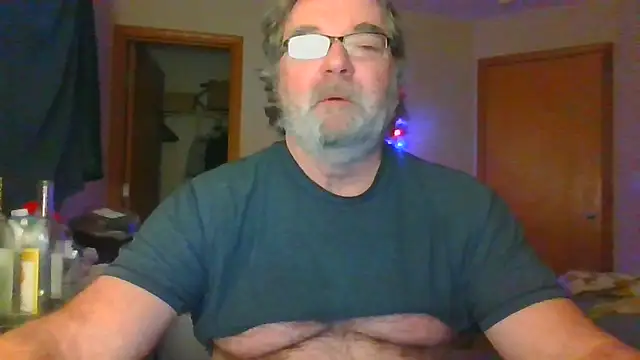 Snapshot of Doherty10 chatting on 02.21.26 Doherty10 online show from 02.21.26