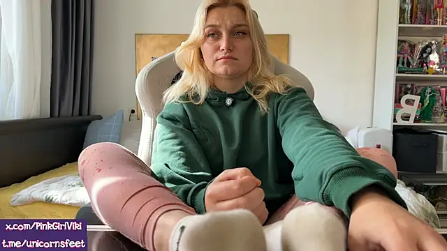unicornsfeet online show from 04.23.26