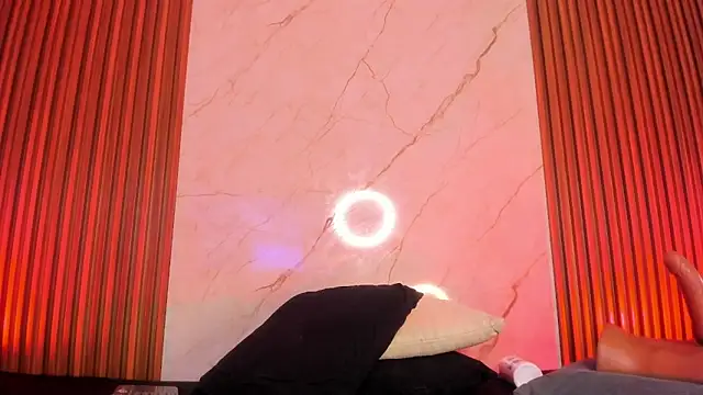 Emiilycollins online show from 03.13.25