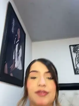 Amelia Honney  online show from 11.12.25