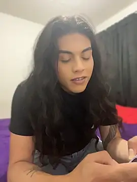 Ariana Rodriguez  online show from 06.11.26