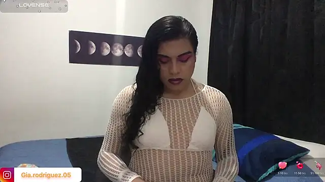 Ariana Rodriguez  online show from 07.06.26