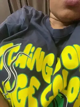 Mia 656 online show from 05.17.26
