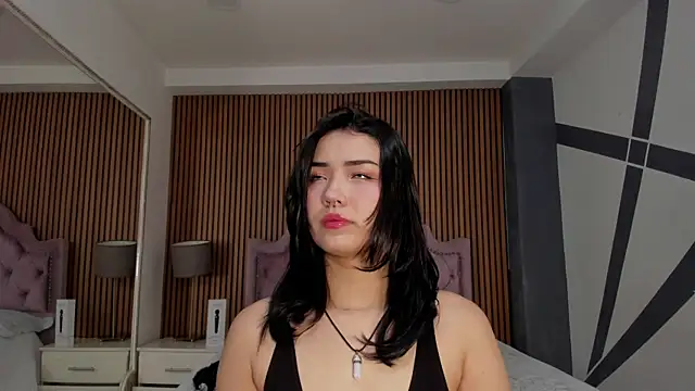 Snapshot of Rubi_Sky chatting on 09.18.25 Rubi Sky online show from 09.18.25