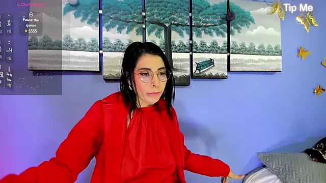 Snapshot of AdelleLennox_cg chatting on 02.23.25 AdelleLennox cg online show from 02.23.25