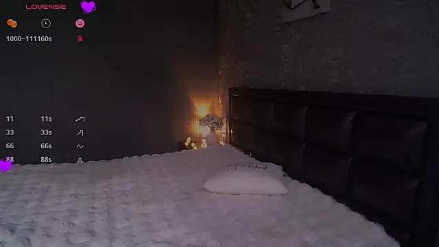 Snapshot of babyleilaa chatting on 03.08.25 babyleilaa online show from 03.08.25