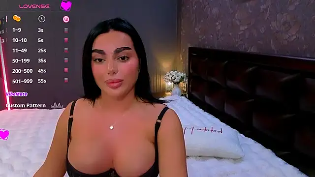 Snapshot of babyleilaa chatting on 10.01.25 babyleilaa online show from 10.01.25