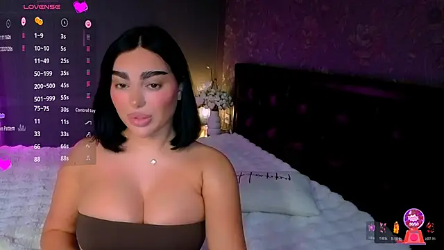 Snapshot of babyleilaa chatting on 11.27.25 babyleilaa online show from 11.27.25