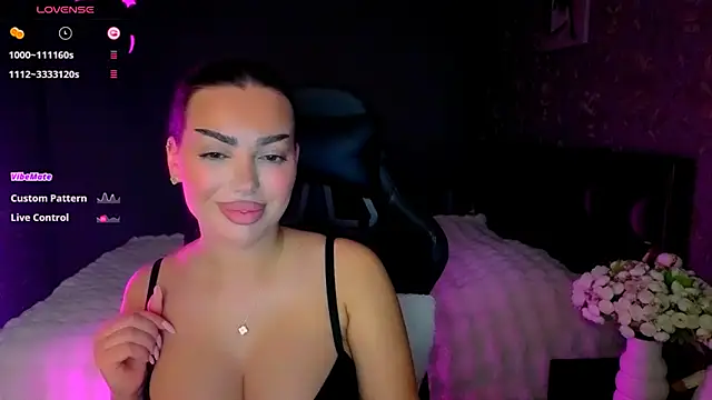 Snapshot of babyleilaa chatting on 02.10.26 babyleilaa online show from 02.10.26