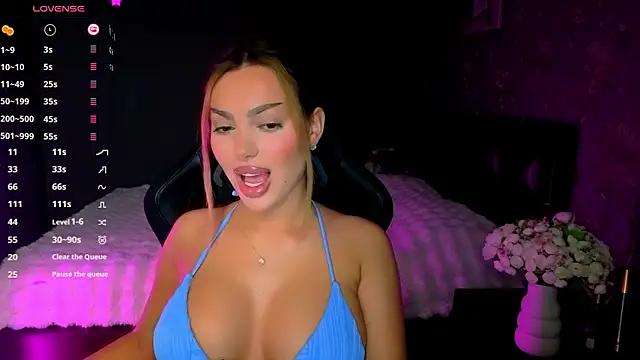 Snapshot of babyleilaa chatting on 03.17.26 babyleilaa online show from 03.17.26