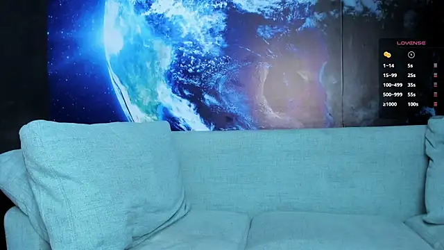 Snapshot of delessandro_world chatting on 03.01.25 delessandro world online show from 03.01.25