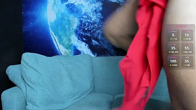 Snapshot of delessandro_world chatting on 03.20.25 delessandro world online show from 03.20.25