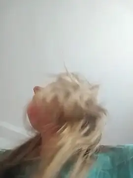 SophyGirl online show from 03.21.26