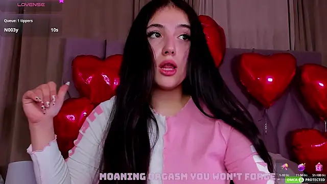 Snapshot of JennyFerguson chatting on 02.17.25 JennyFerguson online show from 02.17.25