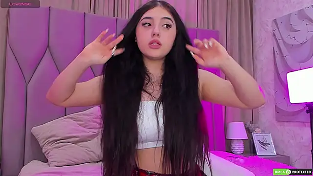 Snapshot of JennyFerguson chatting on 03.19.25 JennyFerguson online show from 03.19.25