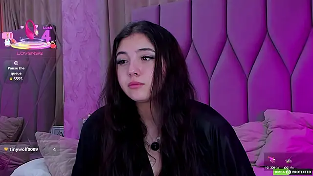 Snapshot of JennyFerguson chatting on 09.28.25 JennyFerguson online show from 09.28.25