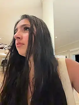 Snapshot of JennyFerguson chatting on 11.20.25 JennyFerguson online show from 11.20.25