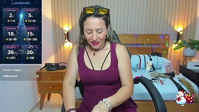 Snapshot of luciana_ballesteros_ chatting on 12.26.24 luciana ballesteros online show from 12.26.24