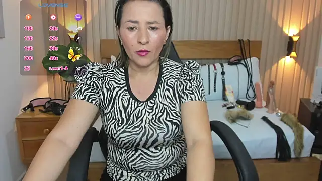 Snapshot of luciana_ballesteros_ chatting on 02.27.25 luciana ballesteros online show from 02.27.25