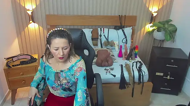 Snapshot of luciana_ballesteros_ chatting on 10.03.25 luciana ballesteros online show from 10.03.25