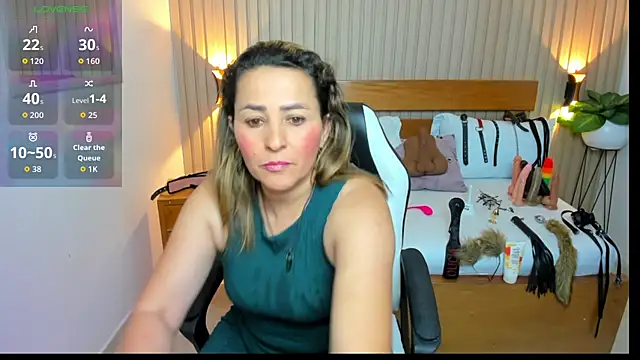 luciana ballesteros  online show from 07.31.26