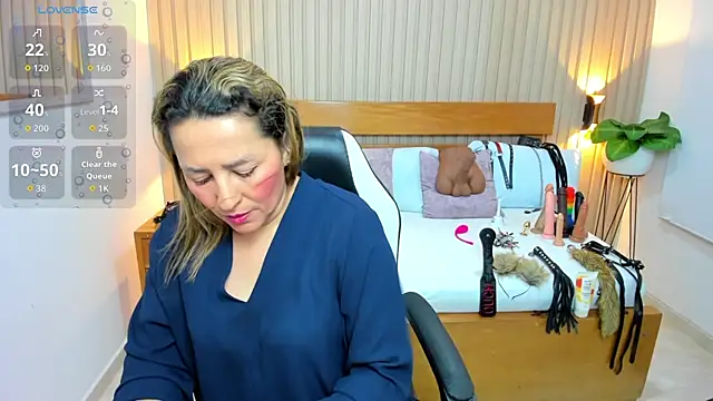 luciana ballesteros  online show from 08.01.26