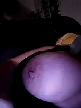 poussychats online show from 02.23.25