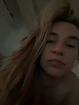 lyajoliee online show from 05.13.26
