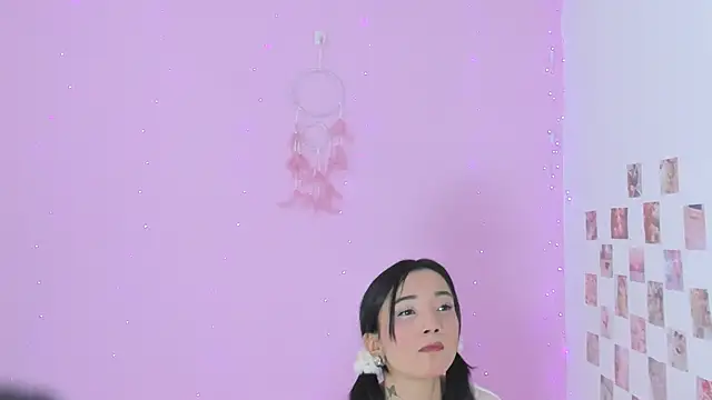 MIDORI BACK 01 online show from 02.01.25