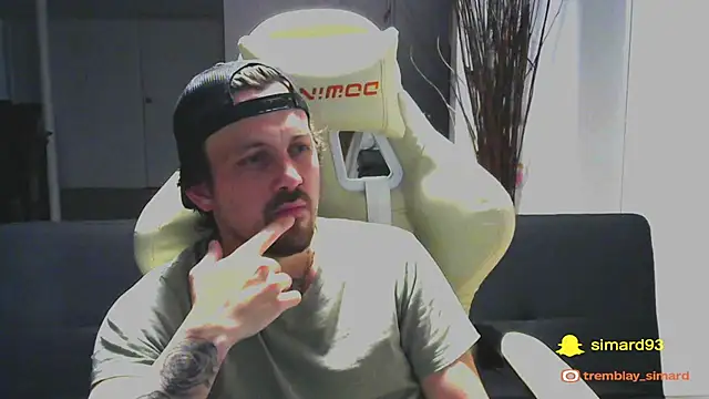 Snapshot of Tremblay_Simard chatting on 11.26.25 Tremblay Simard online show from 11.26.25