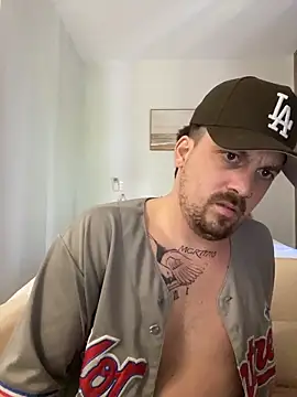 Snapshot of Tremblay_Simard chatting on 03.17.26 Tremblay Simard online show from 03.17.26