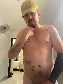 Snapshot of Tremblay_Simard chatting on 04.10.26 Tremblay Simard online show from 04.10.26