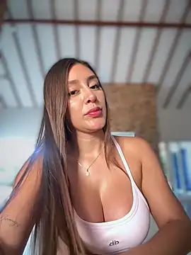 Snapshot of Rose-euphoria chatting on 03.05.26 Rose-euphoria online show from 03.05.26