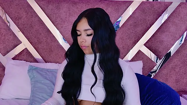 MarianaGarciaa   online show from 04.21.26