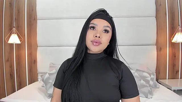 Snapshot of MarianaGarciaa__ chatting on 07.22.26 MarianaGarciaa online show from 07.22.26