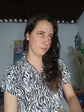 Snapshot of lovely_kitt chatting on 05.17.26 lovely kitt online show from 05.17.26