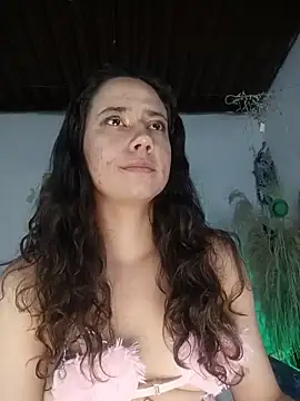Snapshot of lovely_kitt chatting on 06.07.26 lovely kitt online show from 06.07.26