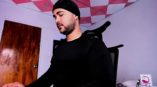 Sebas-hott online show from 02.02.25