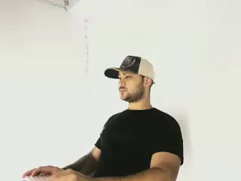 Sebas-hott online show from 10.05.25