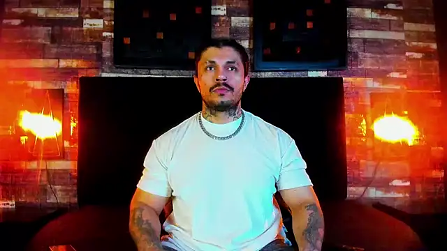 Van Velckan online show from 03.04.25