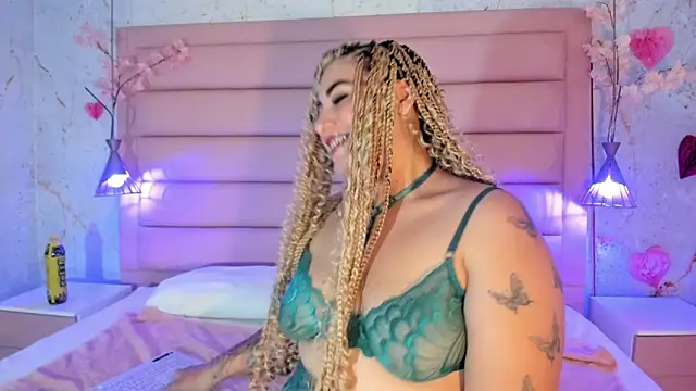 sabrinamilani online show from 04.23.26