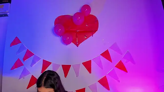 alaia-rogers online show from 02.14.25