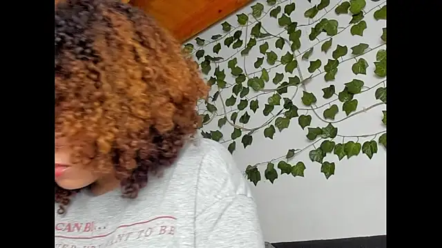 Snapshot of Ada_gales_ chatting on 03.23.25 Ada gales  online show from 03.23.25