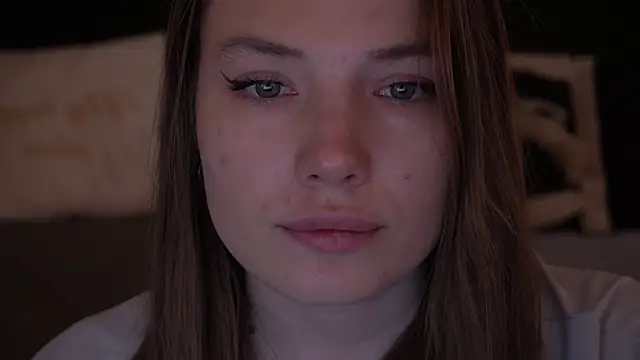 IceDanielles online show from 11.23.25