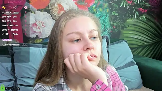 Polumna cute online show from 04.24.26