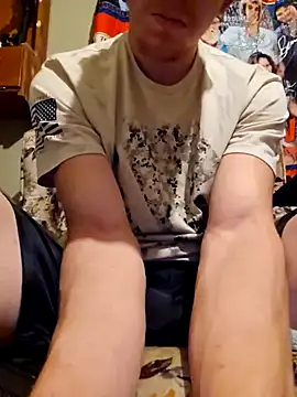 Snapshot of REDHAMMER_ chatting on 01.09.25 REDHAMMER online show from 01.09.25