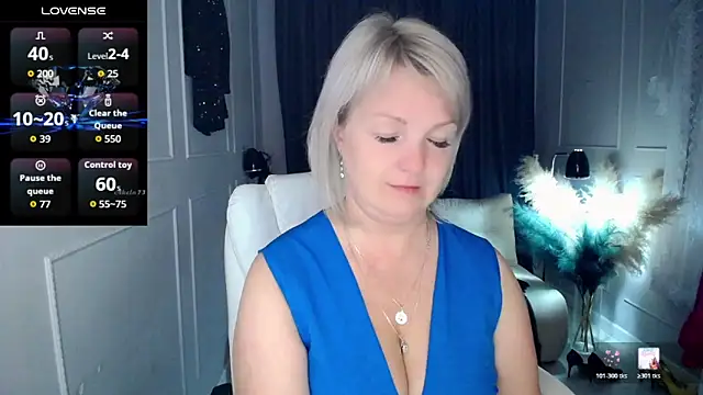 Snapshot of Juarnea chatting on 05.08.26 Juarnea online show from 05.08.26