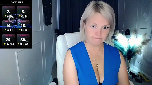 Snapshot of Juarnea chatting on 05.28.26 Juarnea online show from 05.28.26